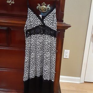 NWOT Marilyn Monroe Nightgown
